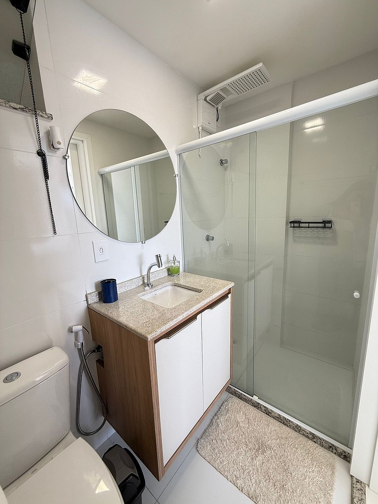 Apartamento com Área de Lazer na Cobertura