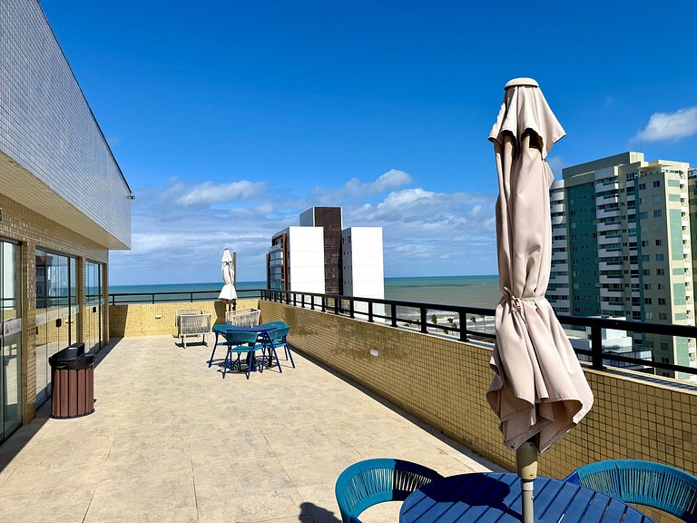 Apartamento com Área de Lazer na Cobertura
