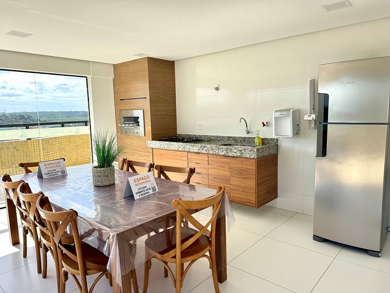 Apartamento Novo e Decorado com Vista Mar