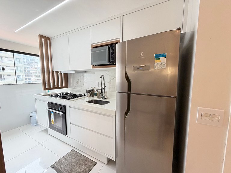 Apartamento Novo e Decorado com Vista Mar